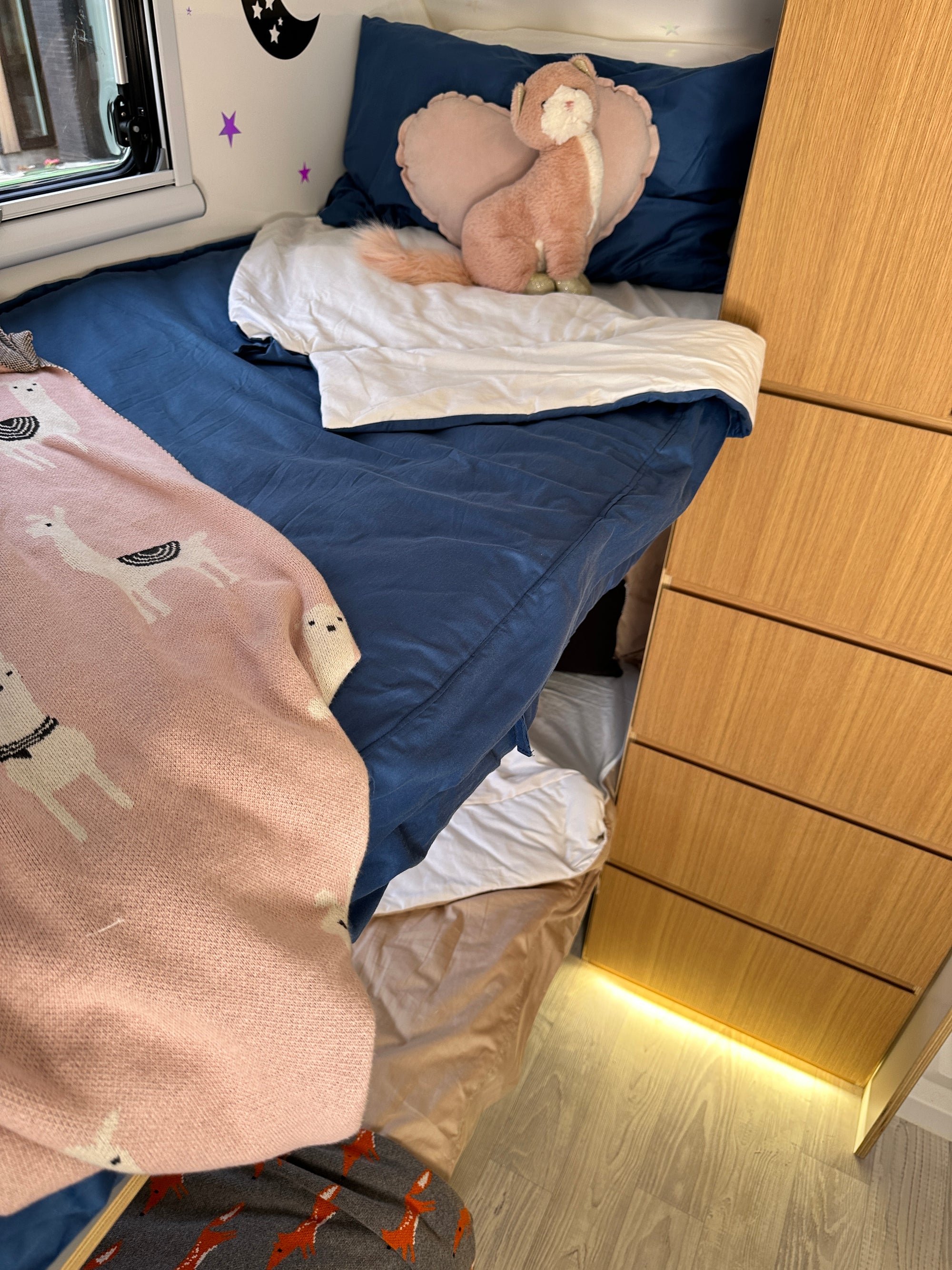 2025 Glaamp Bedding